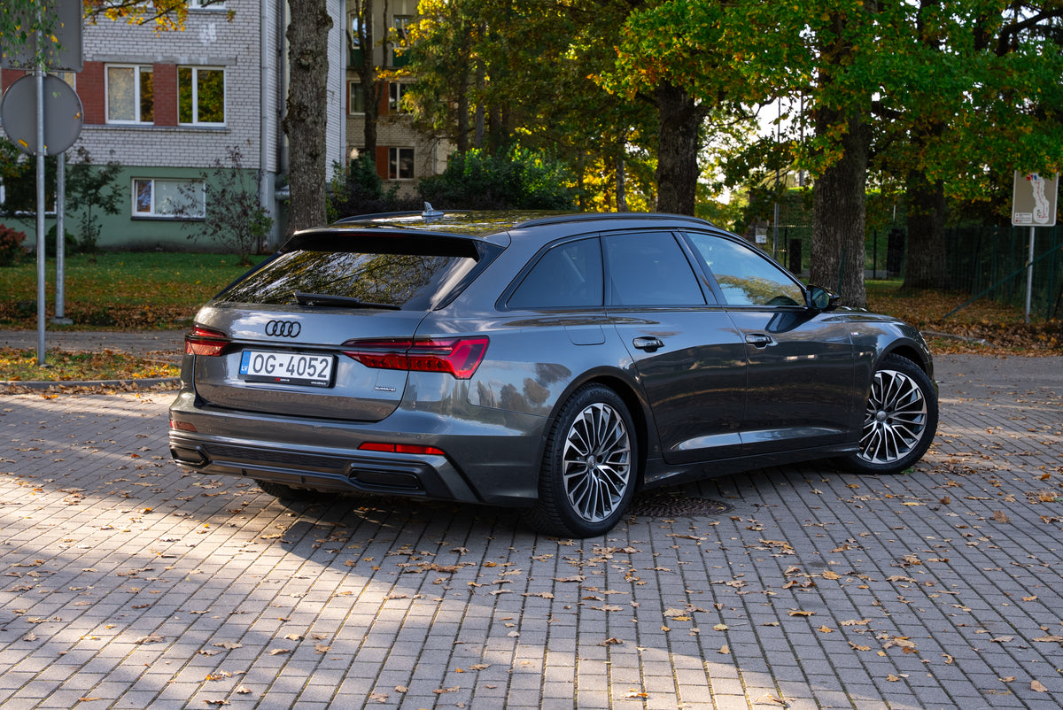 Audi A6 Avant 55 Tfsi e quattro S line