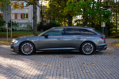 Audi A6 Avant 55 Tfsi e quattro S line