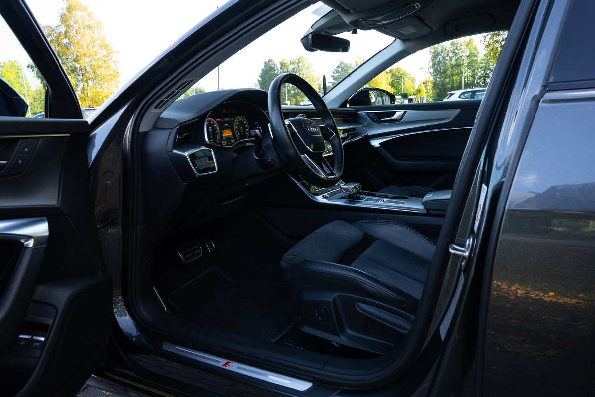 Audi A6 Avant 55 Tfsi e quattro S line