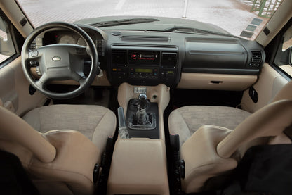 LAND ROVER DISCOVERY II TD5 | PĀRDOTS
