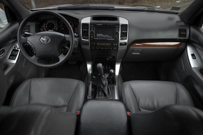 TOYOTA LAND CRUISER 3.0 D-4D | PĀRDOTS